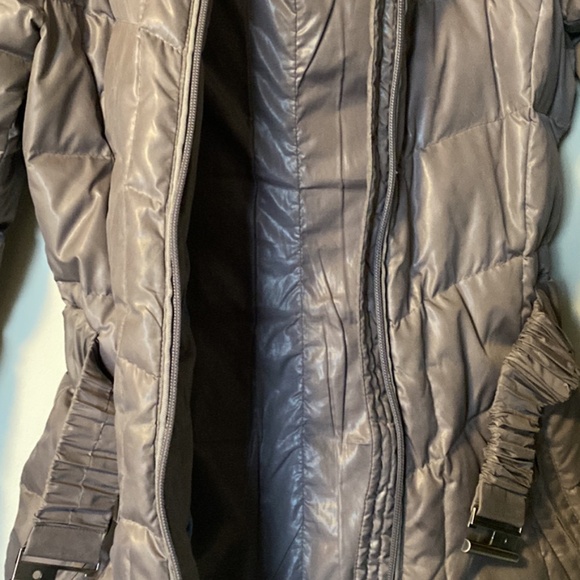 Beautiful colour down jacket Esprit, size UK 6/ XS - Picture 3 of 5